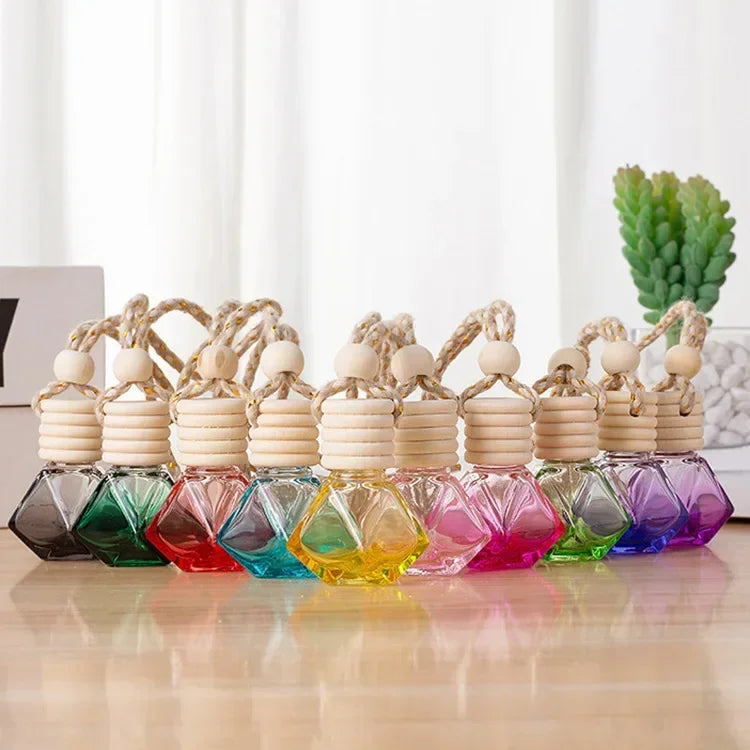 New Auto Aromatherapy Fragrance Pendent Bottle Perfume Diffuser Automotive Decoration Car Hanging Glass Bottle Empty Perfume