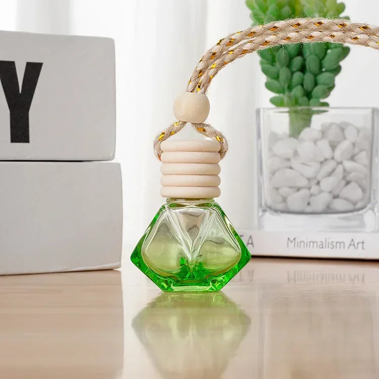 New Auto Aromatherapy Fragrance Pendent Bottle Perfume Diffuser Automotive Decoration Car Hanging Glass Bottle Empty Perfume